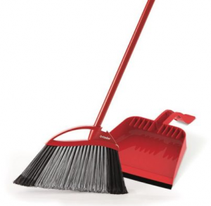 Should You Sweep or Vacuum Hardwood Floors - O-Cedar Pet Pro Broom & Step-On Dustpan PowerCorner
